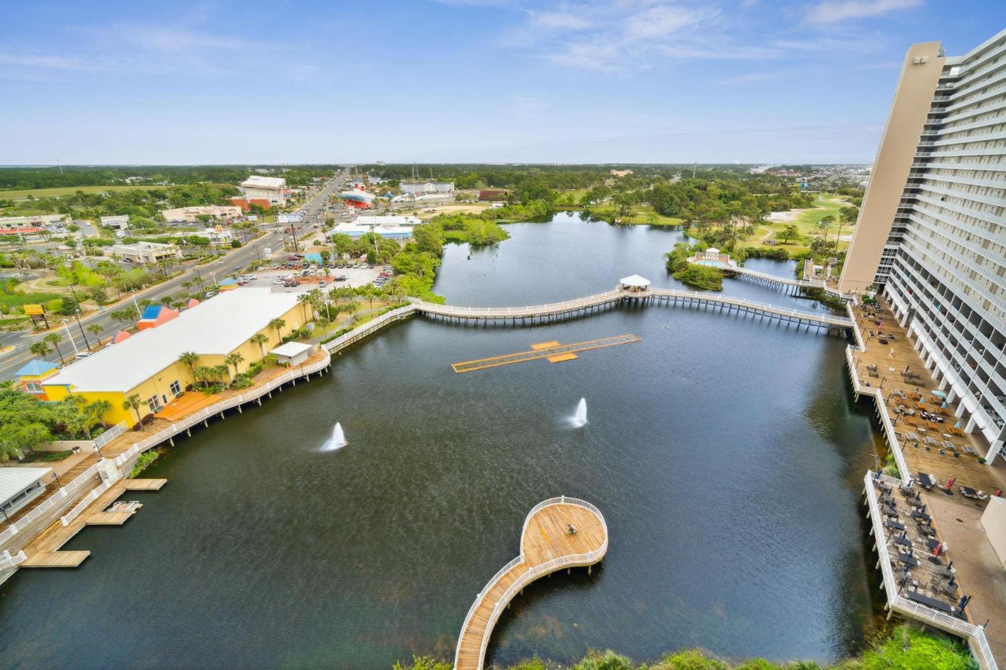 Laketown Wharf 1331 Apartment